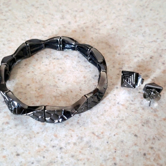 Lia Sophia Set - Picture 2 of 4